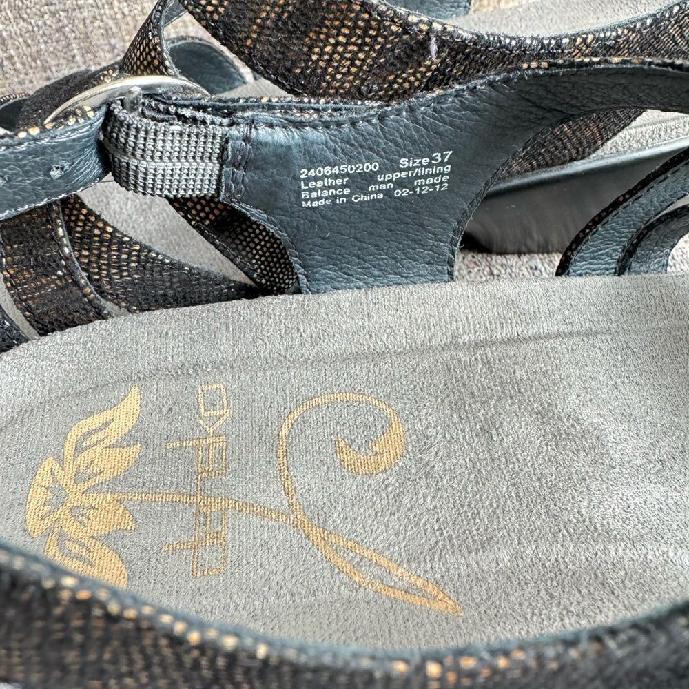 Dansko Dani Coffee Swirl Black/Bronze Subtle Shimmer Open Toe Sandal Size 37 - Picture 9 of 12